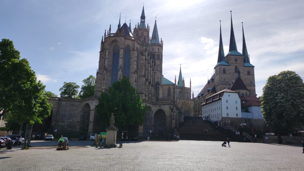 Travel Puffer - Erfurt Cathedral